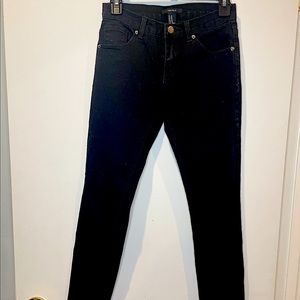 Forever 21 Ankle Skinny Jeans - Soft/Faded Black Wash - Size 25